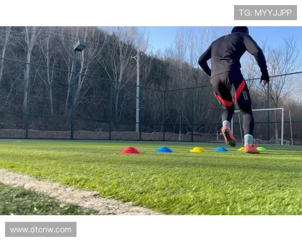 足球训练中的高效恢复与技术细节